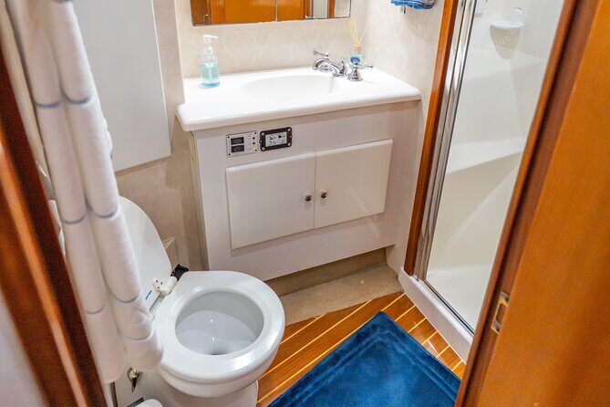 Private Luxury Sunset Cruise Aboard Limitless - Who would love this cruise?