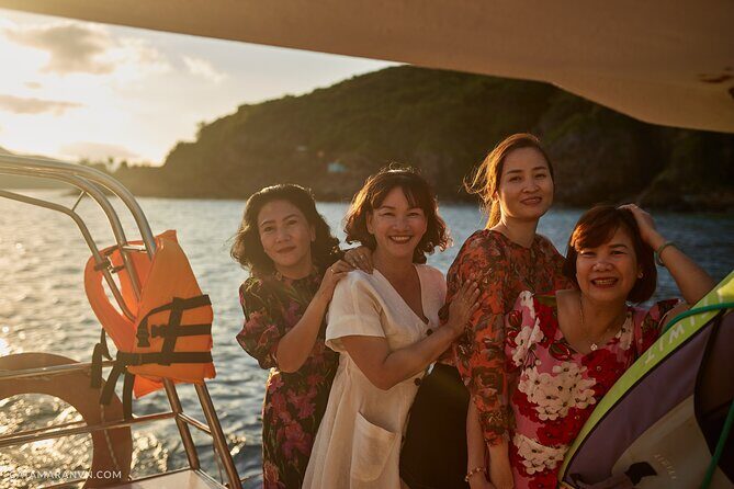 Private Luxury Sunset Cruise on Yacht in Nha Trang - FAQ