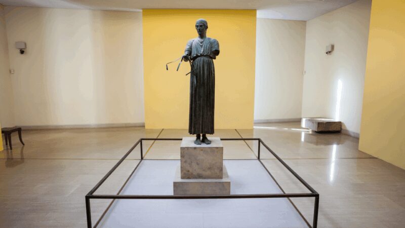 Private Luxury Tour: Delphi, Itea & the Charm of Galaxidi - Key Points