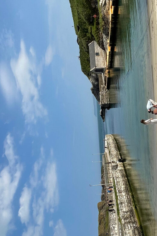 Private luxury tour of Belfast & giants causeway - A deep dive into the tour experience