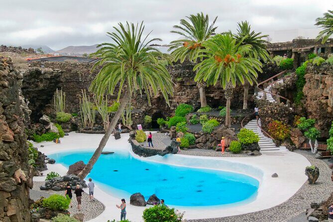 Private luxury Tour of Jameos del Agua and Cueva de los Verdes in Lanzarote - Practical Tips for Your Tour