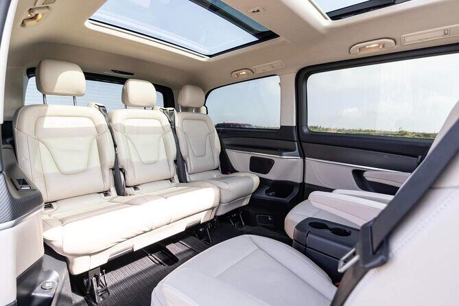 Private luxury transfer from Edinburgh Airport to Edinburgh - Key Points