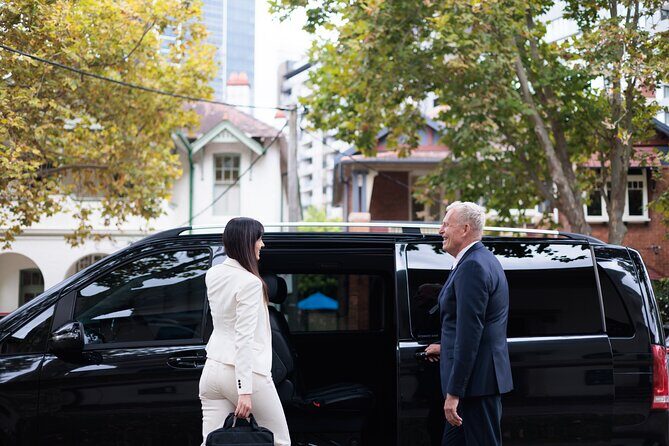Private Luxury Transfer from Melbourne CBD to Melbourne Airport - Practical Details and Considerations