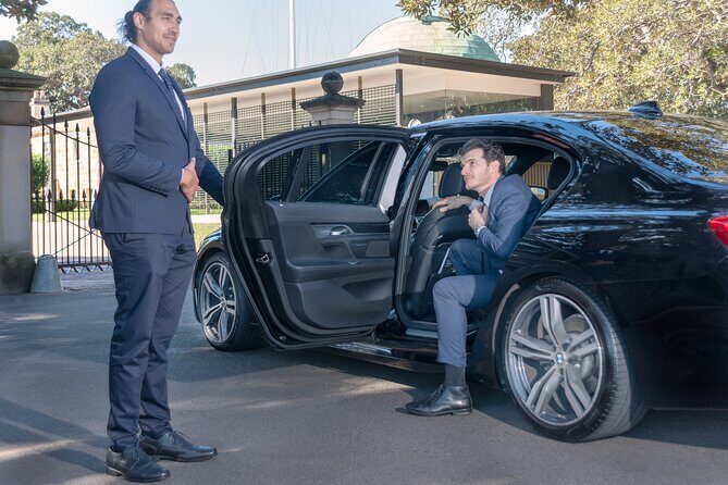 Private Luxury Transfer from Perth CBD to Perth Airport - What Makes This Service Stand Out