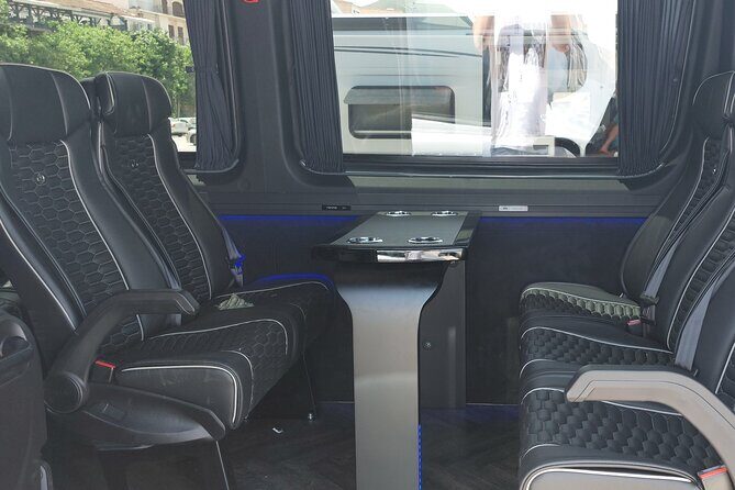 Private Luxury Transfer From/To Athens International Airport - Key Points