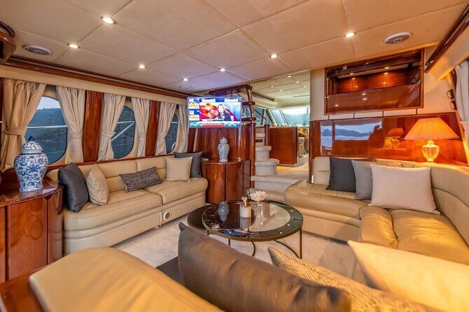 Private Luxury Yacht Cruise on Bosphorus - FAQs