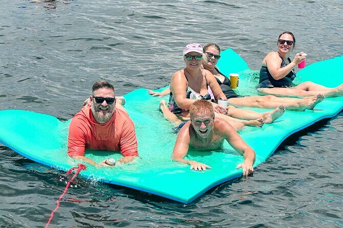 Private Luxury Yacht with Beach Stop and Swimming/Paddle Boarding - Who Should Consider This Tour?