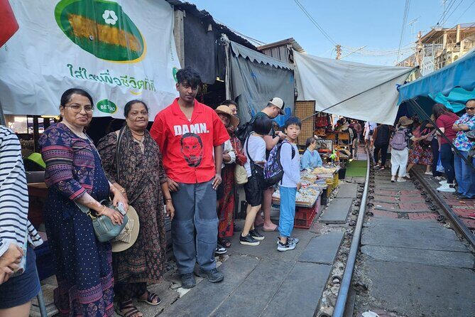 Private Maeklong Railway Market and Amphawa Floating Market Tour. - Practical Tips and Insights