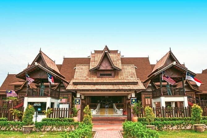 Private Malacca Day Trip from Kuala Lumpur - Key Points