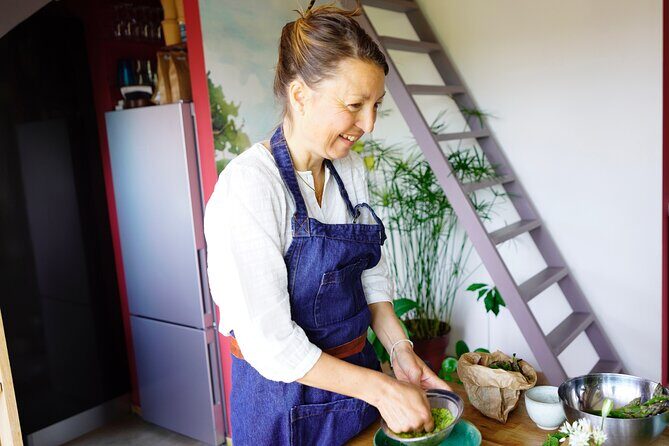 Private Market Tour and Cooking Class in Annecy with a Local - Key Points