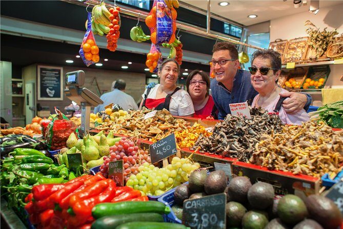 Private Market Tour, Paella & Sangria Cooking Class in Barcelona - In-Depth Look at the Experience
