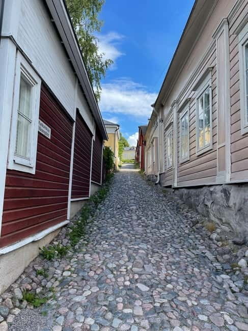 Private Medieval Porvoo by Car from Helsinki - FAQ