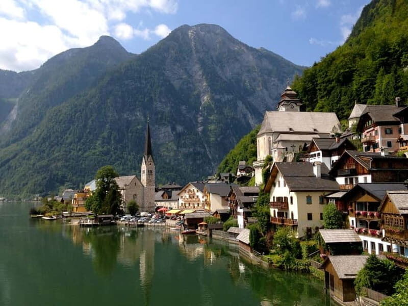 Private Melk Hallstatt, Salzburg tour from Vienna - Key Points