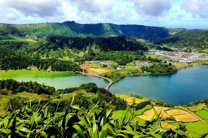Private Mini Van Sete Cidades and Lagoa do Fogo (1-6 people) - Additional Parks and Optional Stops