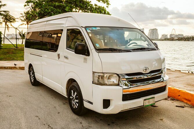 Private Minivan: Huatulco International Airport (HUX) - Why Consider This Transfer?