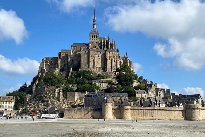 Private Mont Saint-Michel, Normandy D-Day Express trip from Paris - Key Points