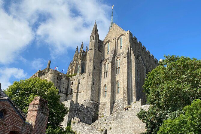 Private Mont Saint-Michel, Normandy D-Day Express trip from Paris - What Makes This Tour Stand Out?