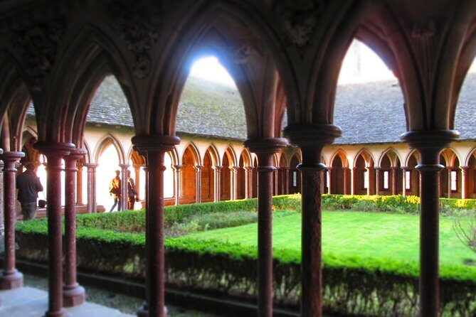 Private Mont Saint Michel tour from Bayeux - FAQ