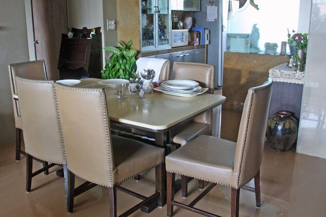 Private Mumbai Home Cooking Lesson and Grant Road Market Tour - Authenticity, value, and who should book this experience
