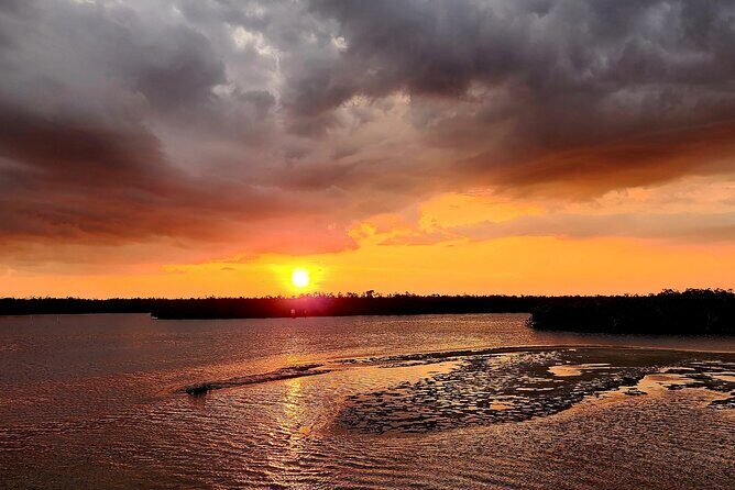 Private Naples Bay and Port Royal Sunset Cruise - FAQ
