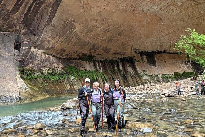 Private Narrows Slot Canyon Hike in Zion Canyon - Practical Details and Considerations
