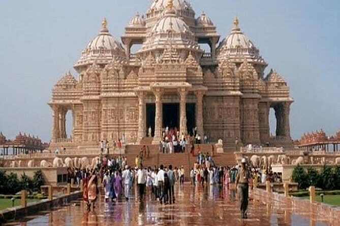 Private New Delhi Sightseeing Tour with Akshardham Temple visit - Key Points