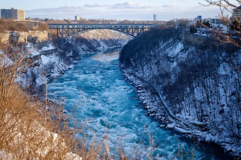 Private Niagara Winter Tour w/ 4 Attractions & Syrup Taste - FAQ