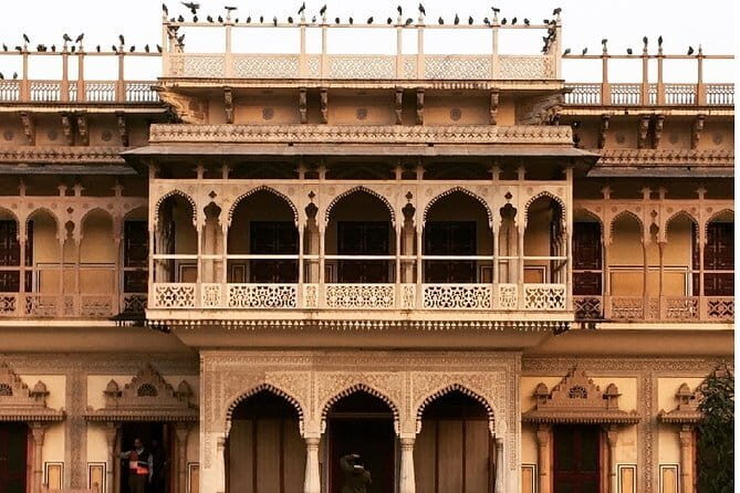 Private Night Tour of Iconic Jaipur and Dinner with Rajput Family - Frequently Asked Questions