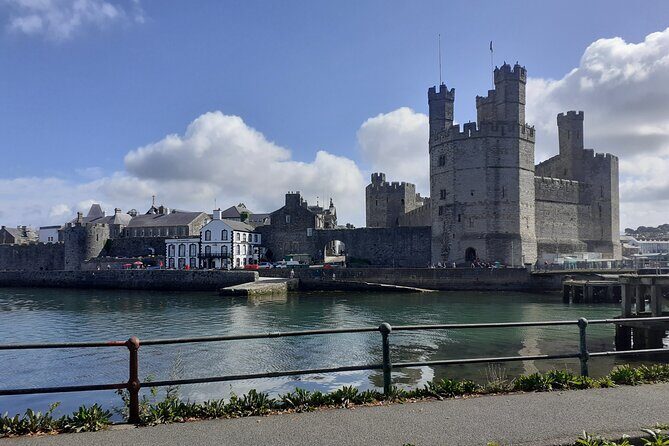 Private North West Wales Portmerion and Castles - Key Points