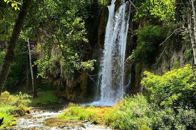 Private Northern Hills Tour including Spearfish Canyon, Deadwood - A Deep Dive into the Experience