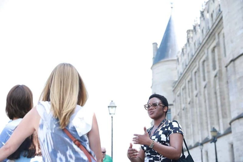 Private Notre Dame Island Tour Sainte Chapelle & Seine Opt - FAQs