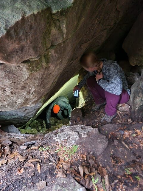 Private Nottawasaga Bluffs Caves Hike - Creemore/Collingwood - FAQs