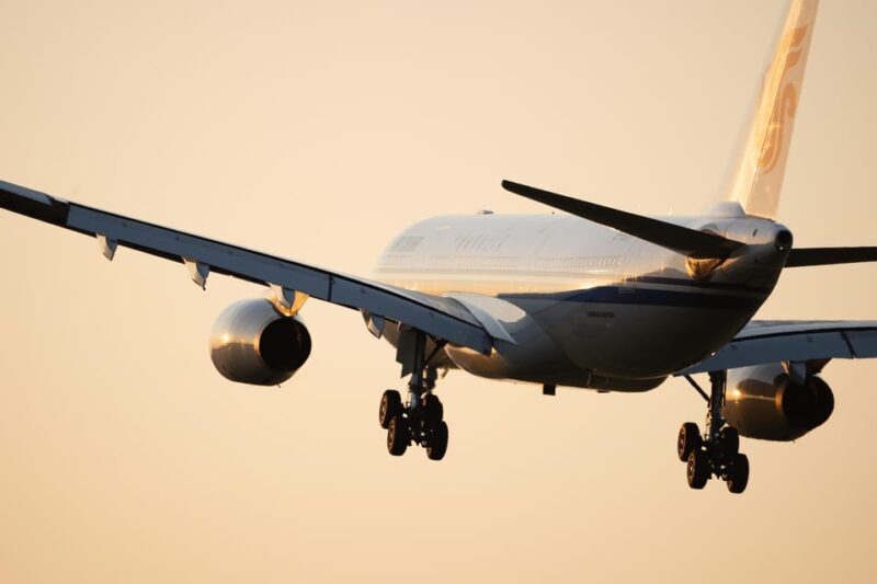 Private NYC Airport Transfer: LGA to Manhattan - Up to 5 - Practical Tips for Using This Service