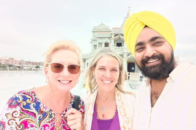 Private Old and New Delhi Sightseeing Tour - Exploring the Buzz of Chandni Chowk