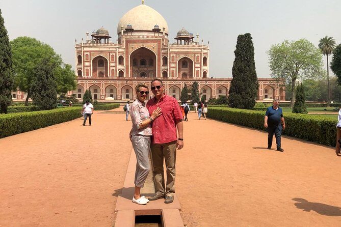 Private Old and New Delhi Tour in 8 Hours With Entrances and Lunch - Who Would Enjoy This Tour the Most?