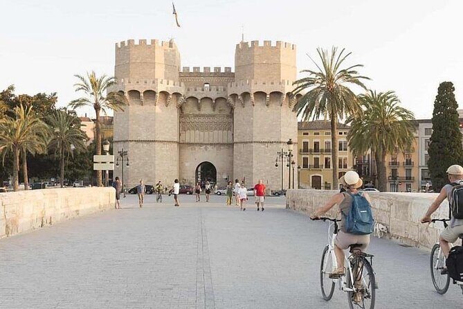 Private Old Town Golden Age Valencia Tour - Discovering the Heart of Valencia: A Practical Guide to the Old Town Golden Age Tour