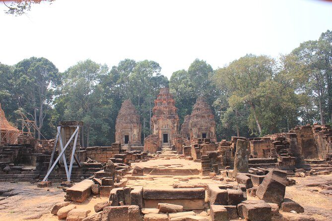 Private One Day Tour To Banteay Srei, Beng Mealea and Rolous Group - Exploring the Highlights in Detail