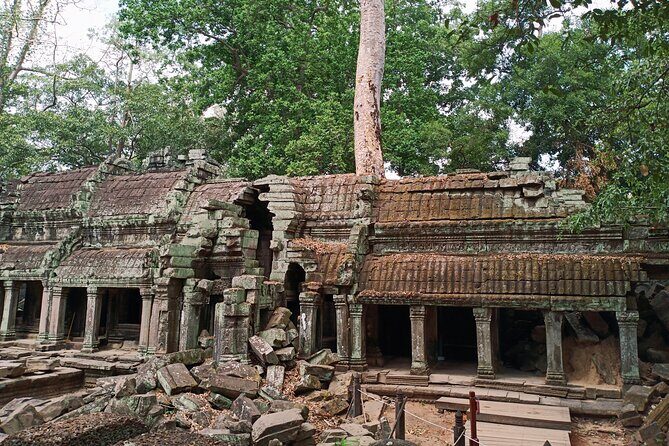 Private One Day Trip to Explore Angkor Temples - Stop 4: Phimeanakas