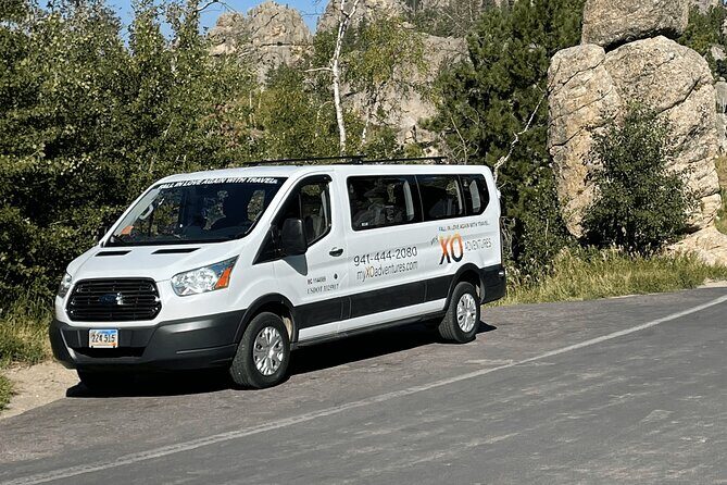 Private One Way Airport Transfer and Orientation - Key Points