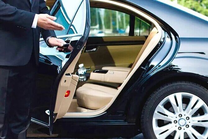 Private One-way Transfer from Dallas to Dallas Airport - Who Should Opt for This Service?