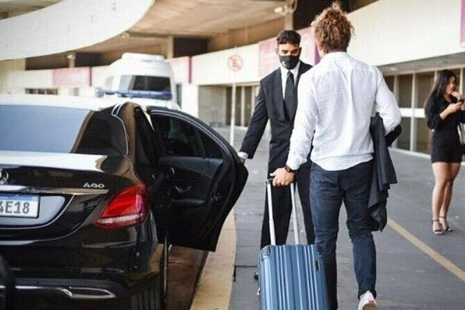 Private One-way Transfer from Los Angeles Airport to Los Angeles - Who Is This Transfer Best For?