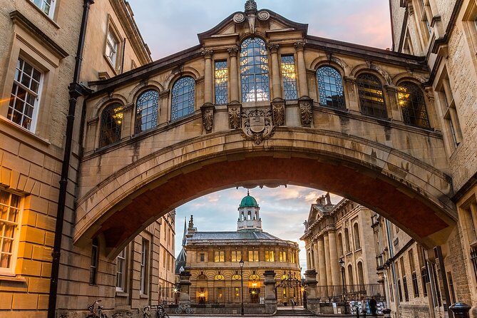 Private One Way Transfer: London to Oxford / Oxford to London - Key Points