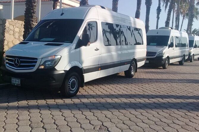 Private or Luxury One Way Transfer Airport Los Cabos SJD CSL - Who Will Love This Service?
