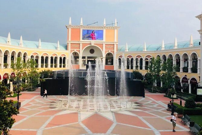 Private Outlets Shopping Tour with Bullet Train Experience - What Makes This Tour Stand Out