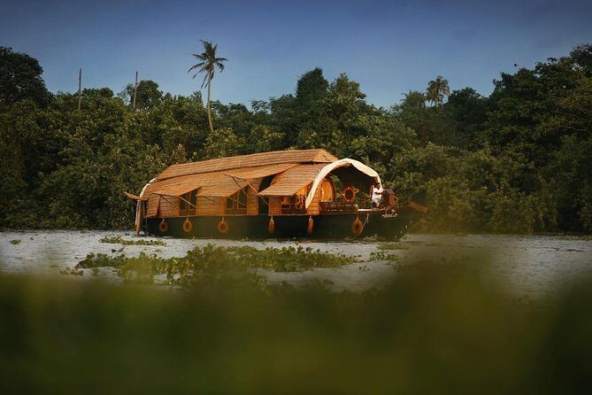 Private Overnight Alleppey Houseboat Cruise from Kochi - Key Points