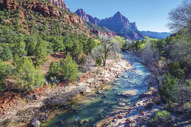 Private Overnight Tour to Antelope Canyon, Horseshoe Bend Zion from Las Vegas - Key Points