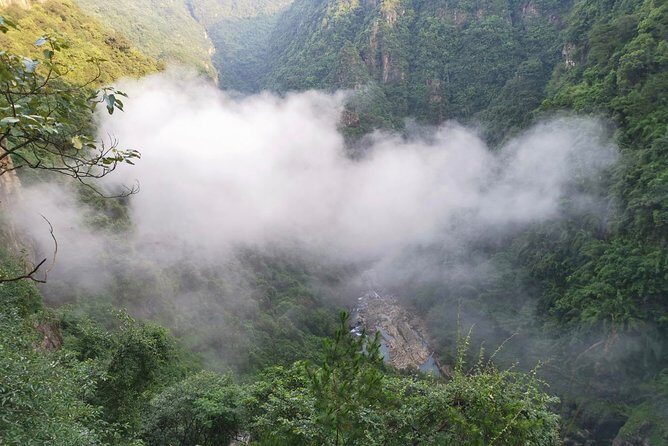 Private Overnight Tour to Tianmen Ditch and Jusoul Post from Guangzhou by Car - Why This Tour Offers Great Value