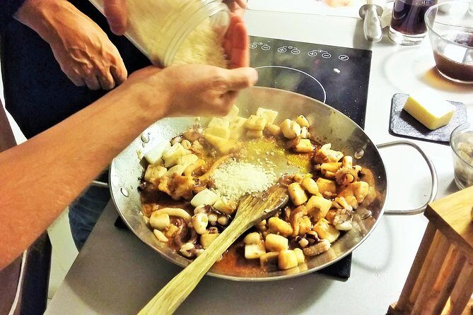 Private Paella Class with Full Dinner Menu - Key Points