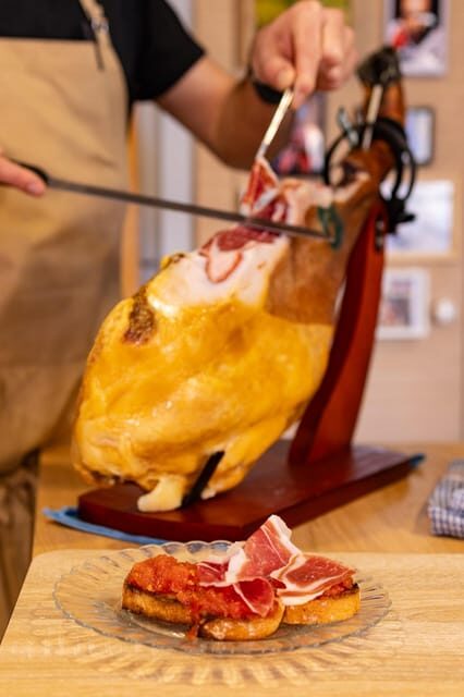 Private Paella & Tapas Cooking Class in a Local Chef's Home - Who Will Love This?