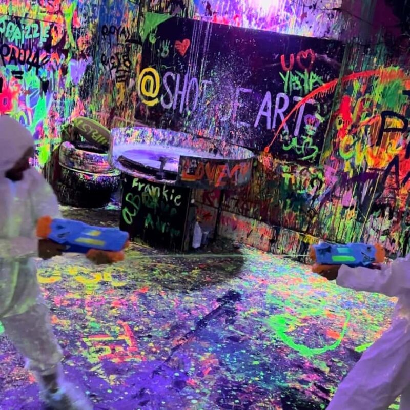 Private Paint Therapy Experience in NY (Neon Light) - Who Should Consider This Experience?